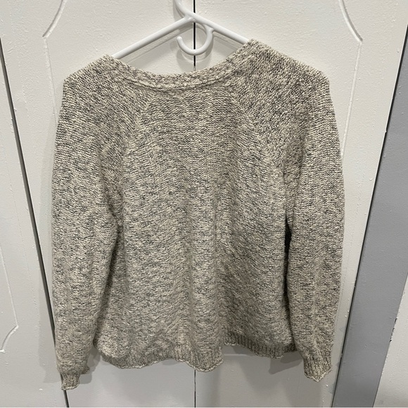 Silence & Noise Heathered Grey Full Zip Sweater - Picture 2 of 9